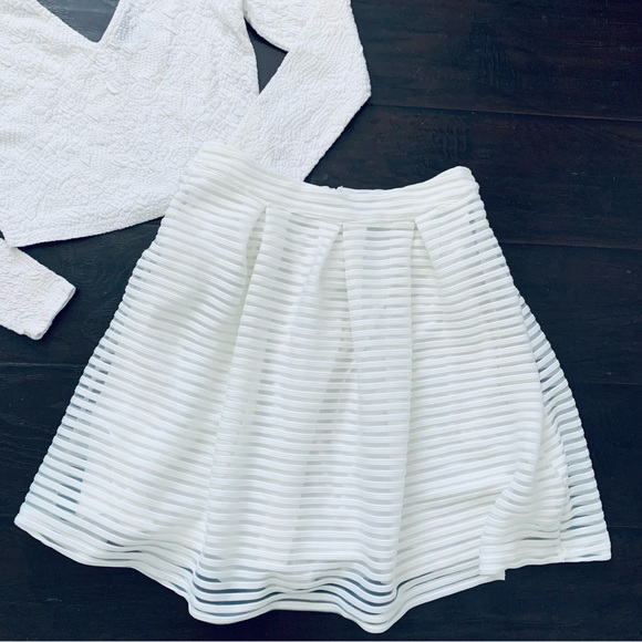 NWOT Forever 21 White High Waisted Fit & Flare Mini Skirt | Size: S - Picture 3 of 10
